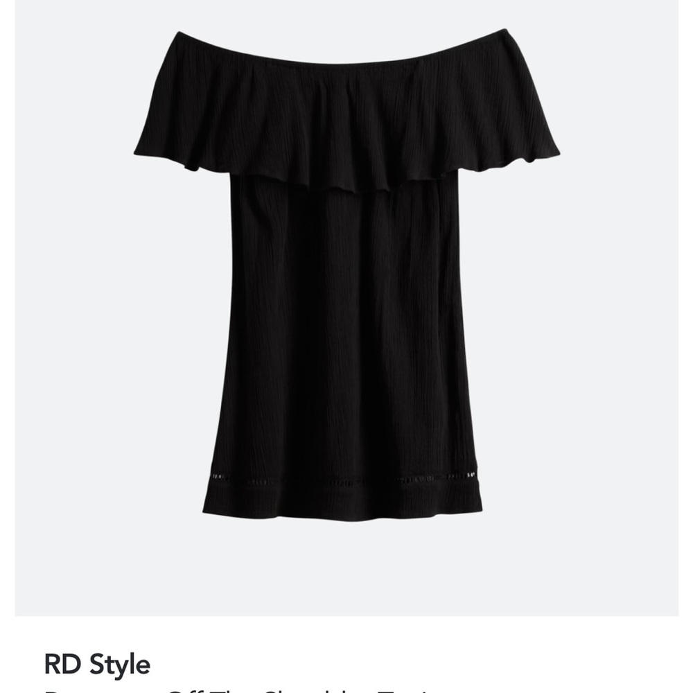 NWOT off the shoulder blouse!